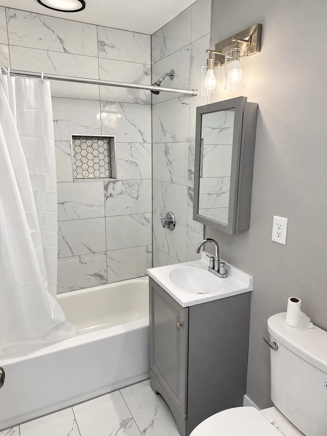1 bed, 1 bath apartment for rent at 760 Cummins Highway Unit 16, Mattapan — photo 8 of 8