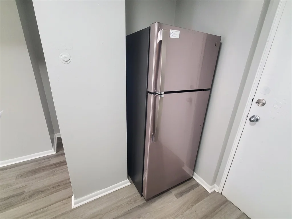 2 bed, 1 bath apartment for rent at 760 Cummins Highway Unit 18, Mattapan — photo 3 of 16
