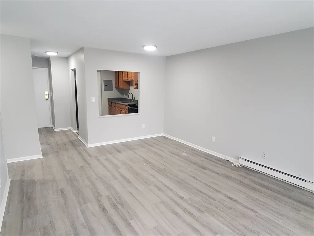2 bed, 1 bath apartment for rent at 760 Cummins Highway Unit 28, Mattapan — photo 5 of 18