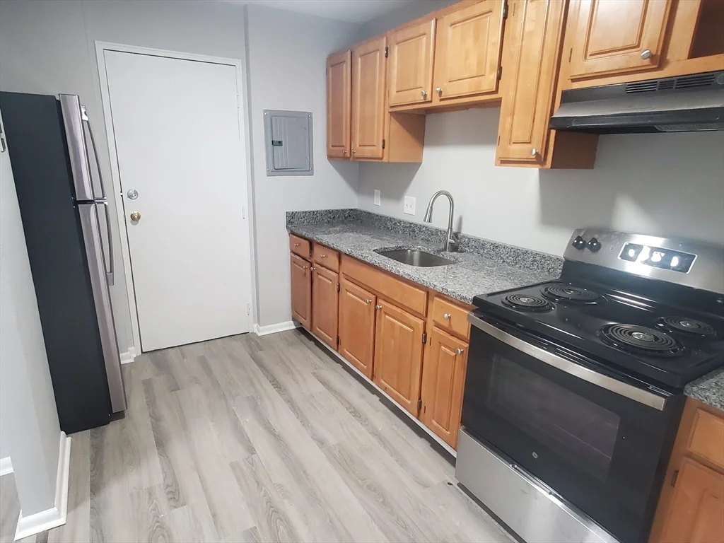 2 bed, 1 bath apartment for rent at 760 Cummins Highway Unit 28, Mattapan — photo 1 of 18