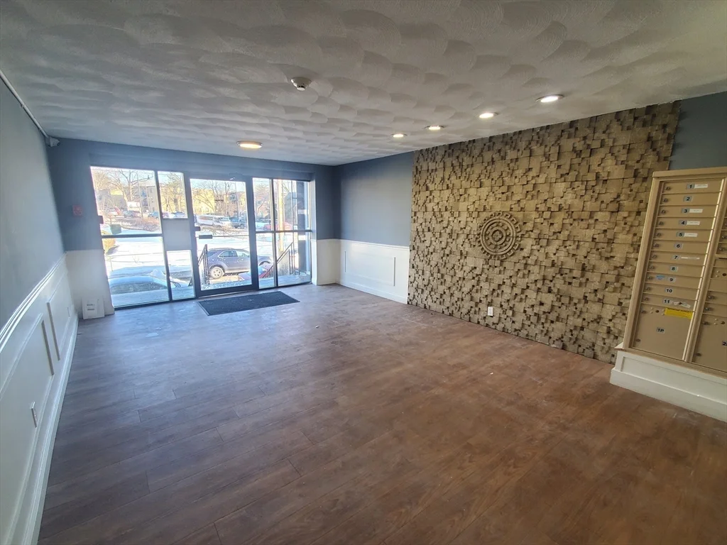 2 bed, 1 bath apartment for rent at 760 Cummins Highway Unit 28, Mattapan — photo 17 of 18