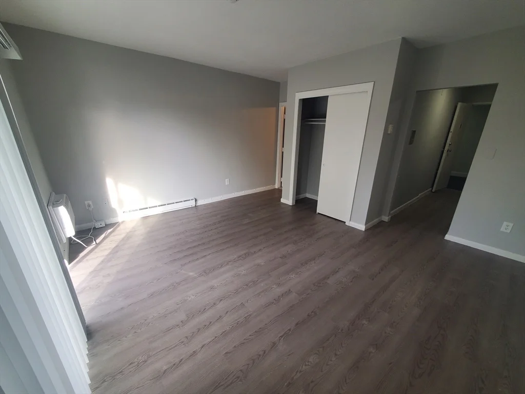 Studio bed, 1 bath apartment for rent at 760 Cummins Highway Unit 34, Mattapan — photo 6 of 17