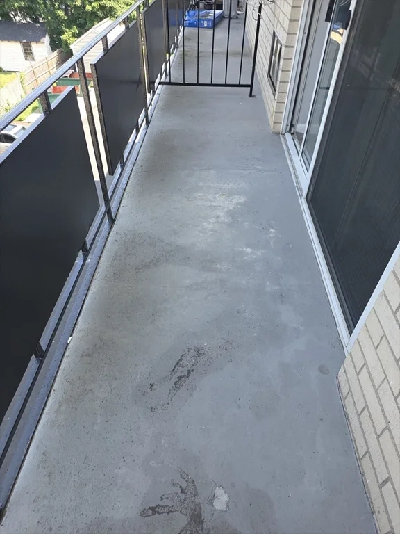 Studio bed, 1 bath apartment for rent at 760 Cummins Highway Unit 34, Mattapan — photo 9 of 17