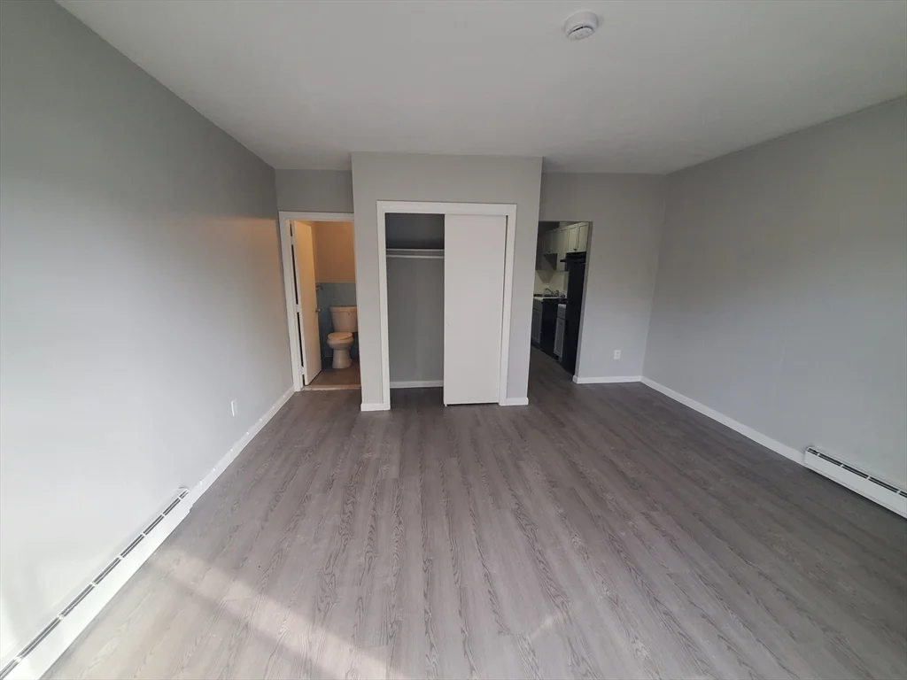 Studio bed, 1 bath apartment for rent at 760 Cummins Highway Unit 34, Mattapan — photo 5 of 17