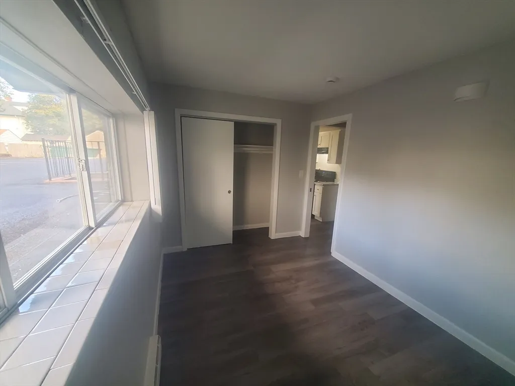 1 bed, 1 bath apartment for rent at 760 Cummins Highway Unit 4, Mattapan — photo 7 of 10