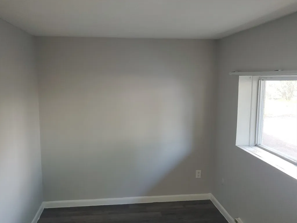 1 bed, 1 bath apartment for rent at 760 Cummins Highway Unit 4, Mattapan — photo 10 of 10
