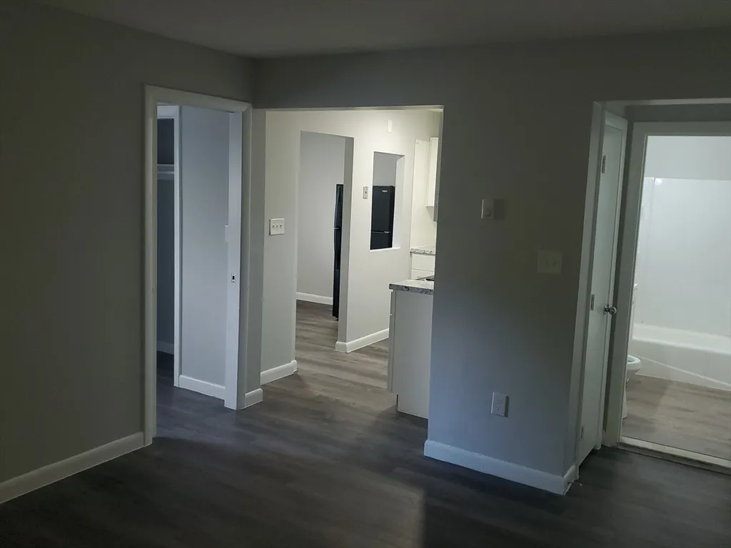 1 bed, 1 bath apartment for rent at 760 Cummins Highway Unit 4, Mattapan — photo 6 of 10