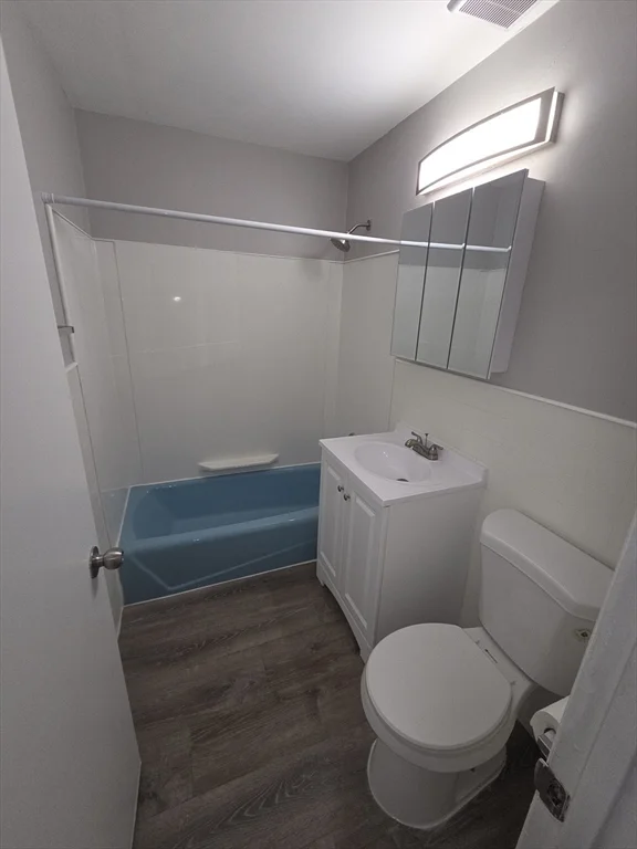 2 bed, 1 bath apartment for rent at 760 Cummins Highway Unit 6, Mattapan — photo 9 of 13