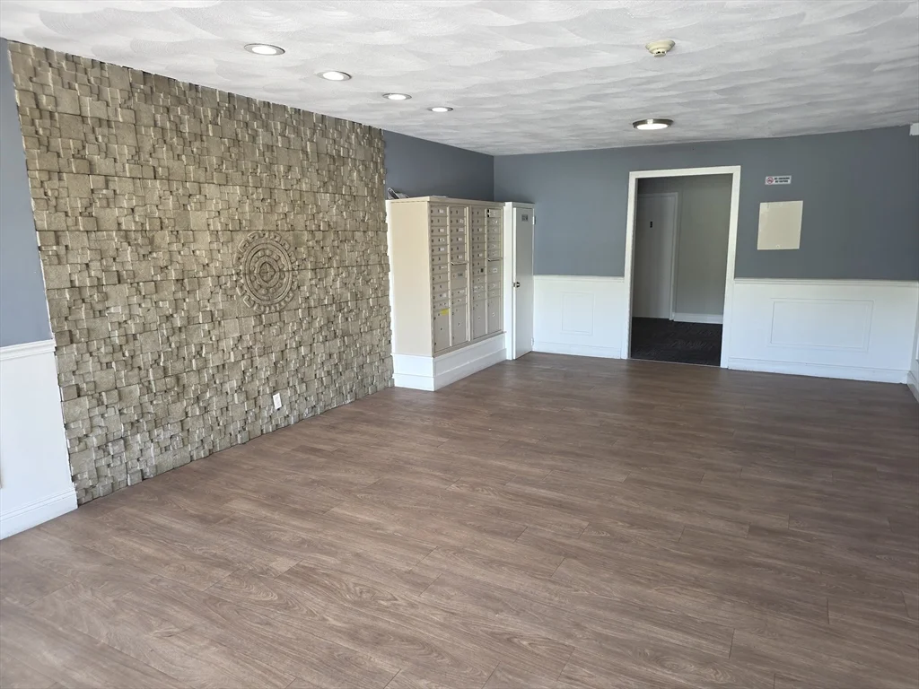 2 bed, 1 bath apartment for rent at 760 Cummins Highway Unit 6, Mattapan — photo 13 of 13