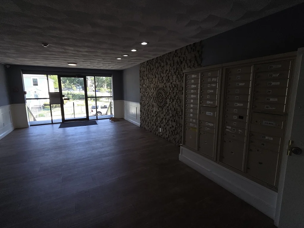 2 bed, 1 bath apartment for rent at 760 Cummins Highway Unit 6, Mattapan — photo 12 of 13