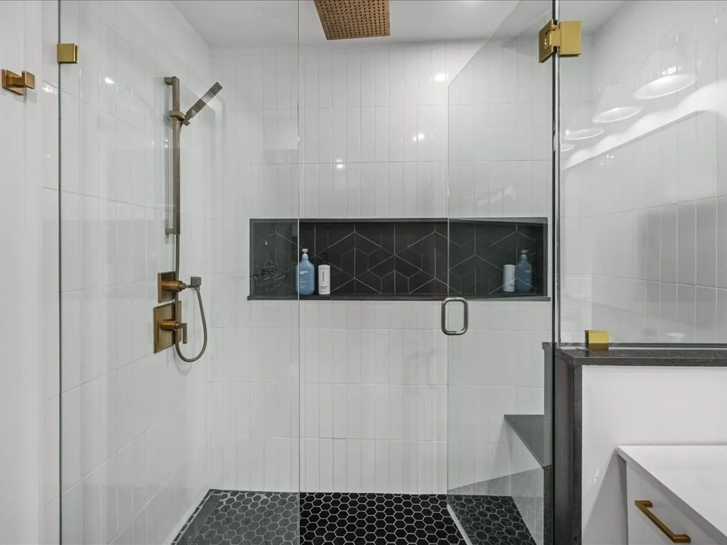 4 bed, 2 bath apartment for rent at 760 E Broadway Unit U:2, South Boston — photo 32 of 39