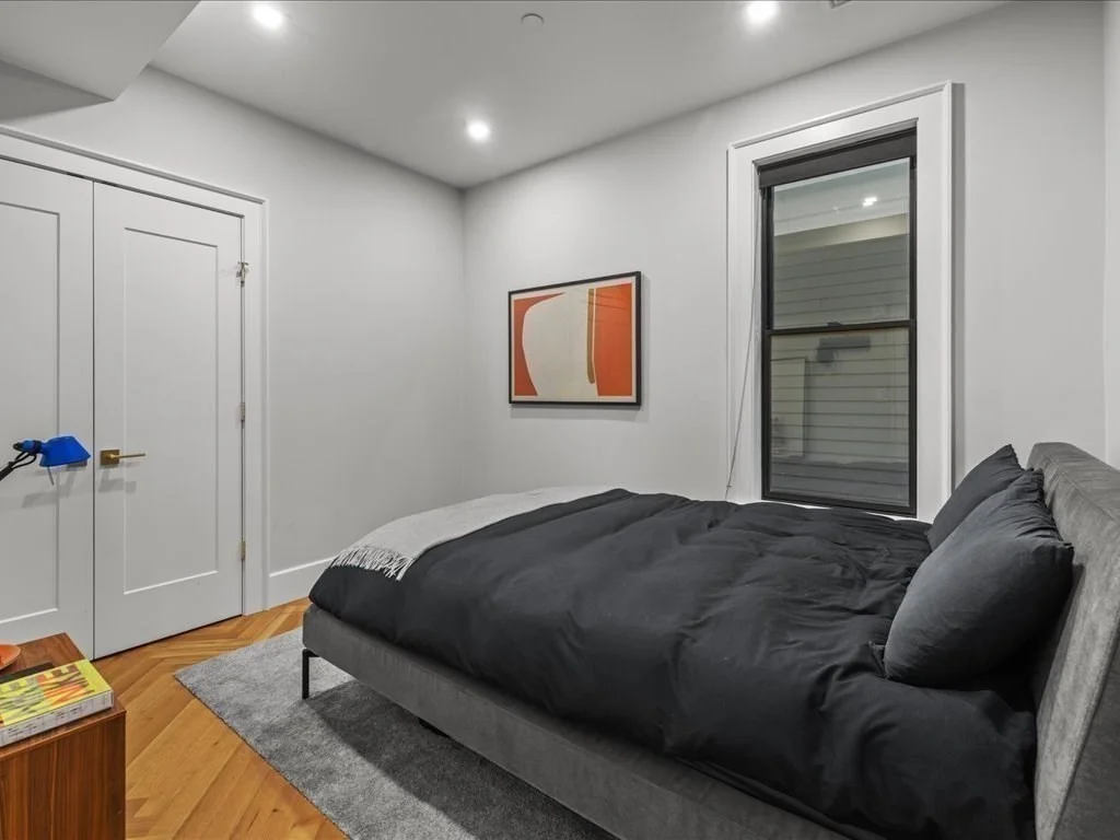 4 bed, 2 bath apartment for rent at 760 E Broadway Unit U:2, South Boston — photo 27 of 39