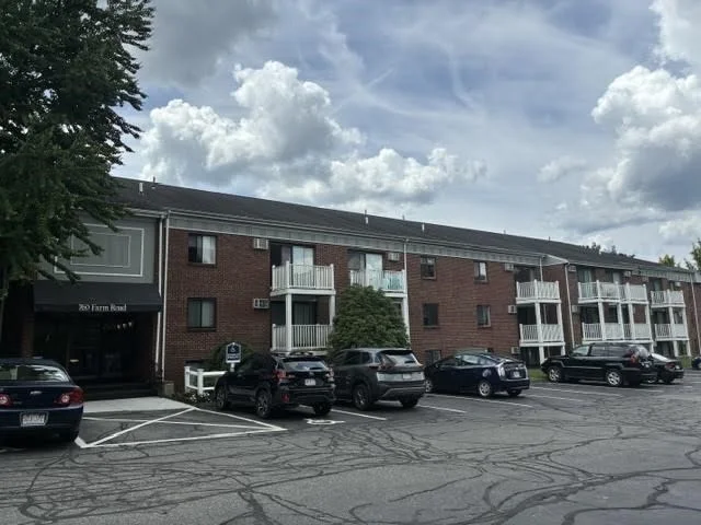 1 bed, 1 bath apartment for rent at 760 Farm Rd Unit 209, East Marlborough — photo 21 of 25