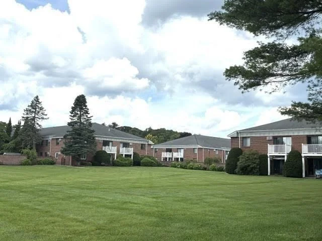 1 bed, 1 bath apartment for rent at 760 Farm Rd Unit 209, East Marlborough — photo 19 of 25