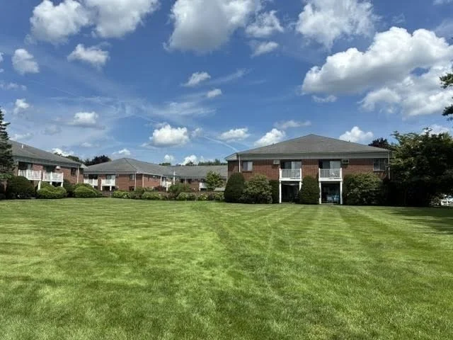 1 bed, 1 bath apartment for rent at 760 Farm Rd Unit 209, East Marlborough — photo 20 of 25