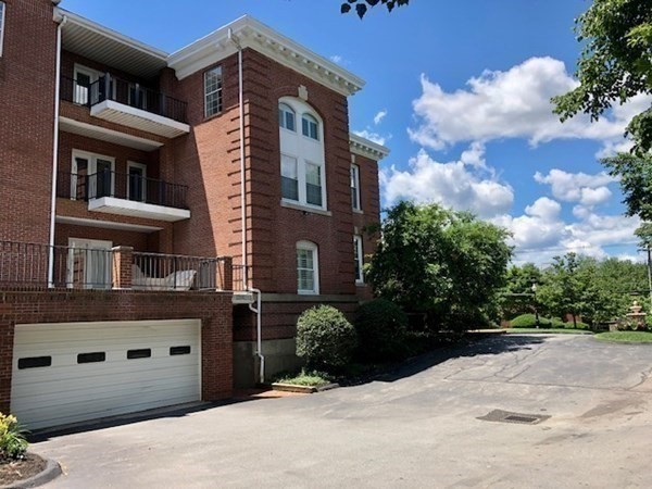 2 bed, 2 bath apartment for rent at 760 Highland Ave Unit 7, Needham — photo 12 of 22