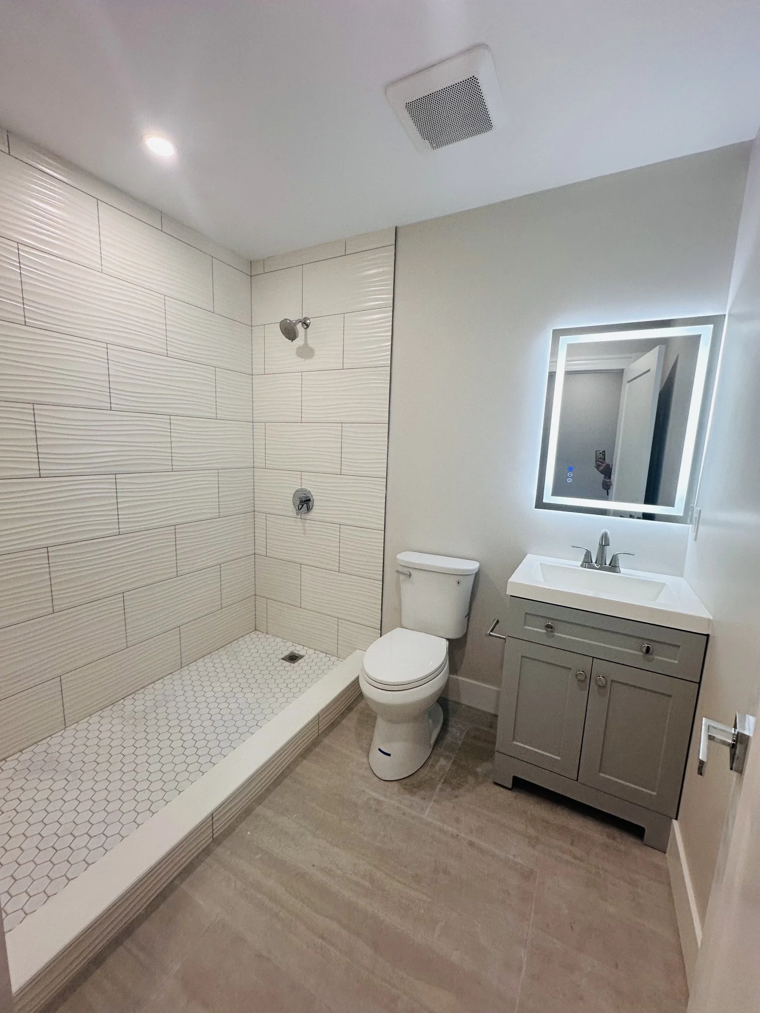 4 bed, 2 bath apartment for rent at 761 Columbia Rd Unit 3, Dorchester — photo 6 of 6