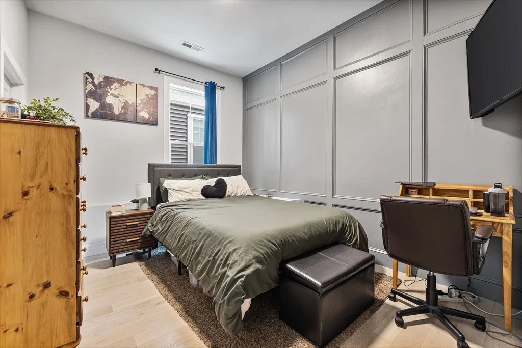 3 bed, 2 bath apartment for rent at 761 Washington St Unit 1, Dorchester — photo 9 of 14