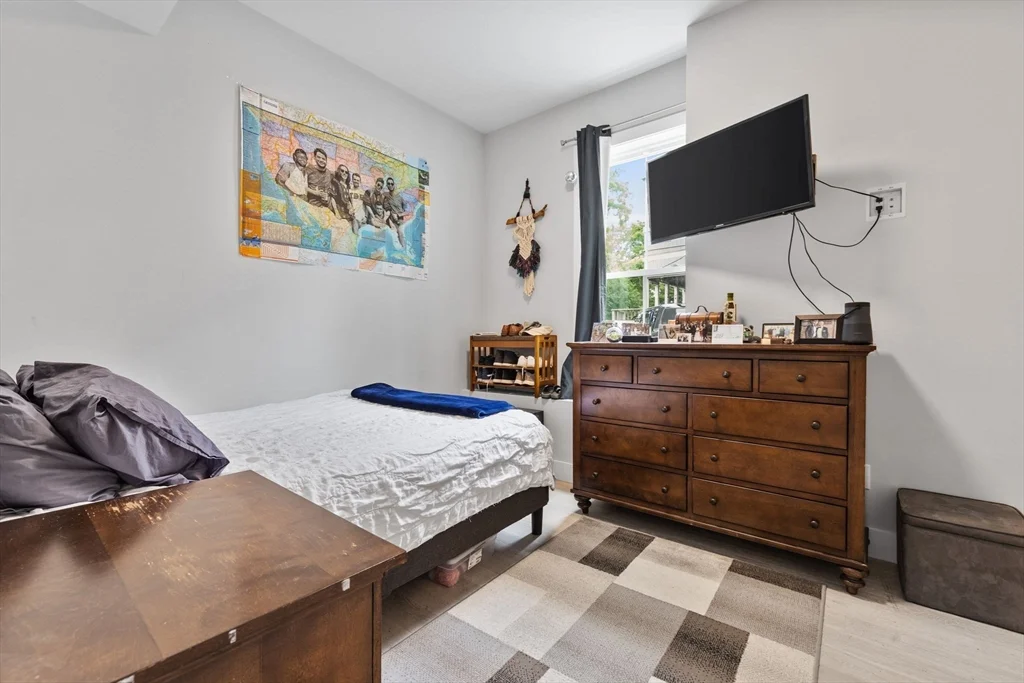 3 bed, 2 bath apartment for rent at 761 Washington St Unit 1, Dorchester — photo 5 of 14