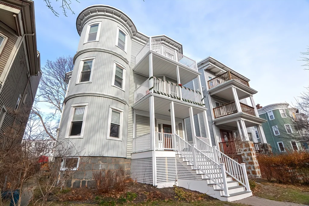 3 bed, 1 bath apartment for rent at 762 Columbia Rd Unit 1, Dorchester — photo 27 of 29