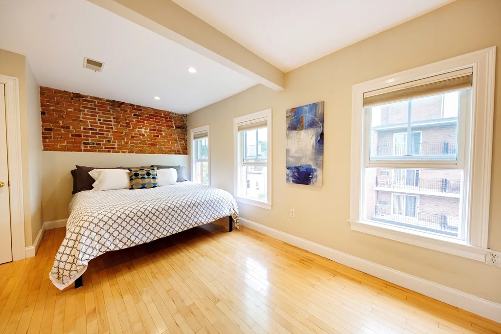 1 bed, 1 bath apartment for rent at 762 E 6 Unit 3, South Boston — photo 6 of 19