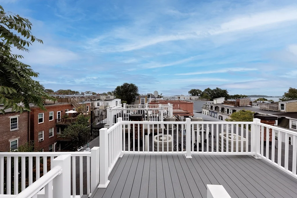 1 bed, 1 bath apartment for rent at 762 E 6 Unit 3, South Boston — photo 1 of 19