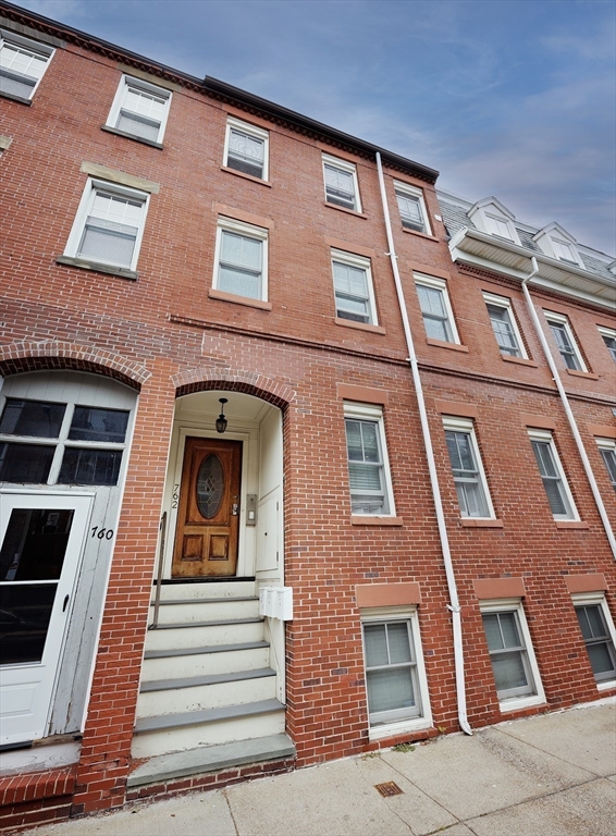 1 bed, 1 bath apartment for rent at 762 E 6th St Unit 3, South Boston — photo 17 of 19