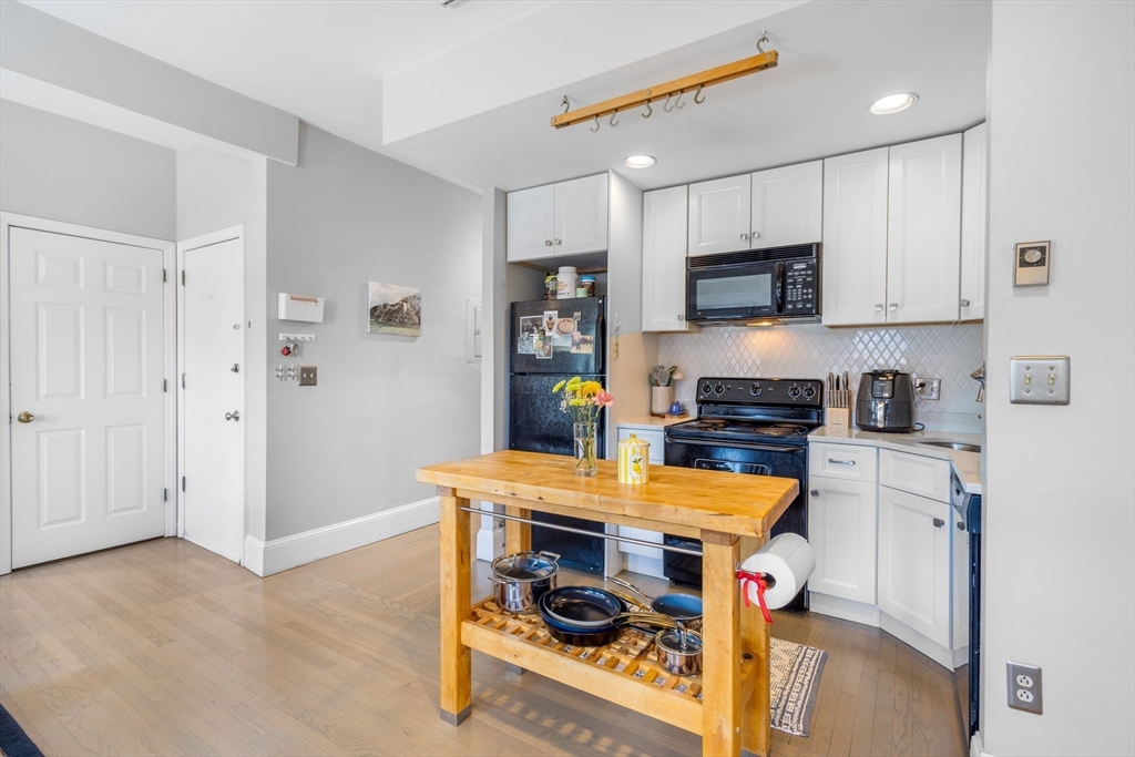 2 bed, 1 bath apartment for rent at 762 Tremont St Unit 5, South End — photo 12 of 28