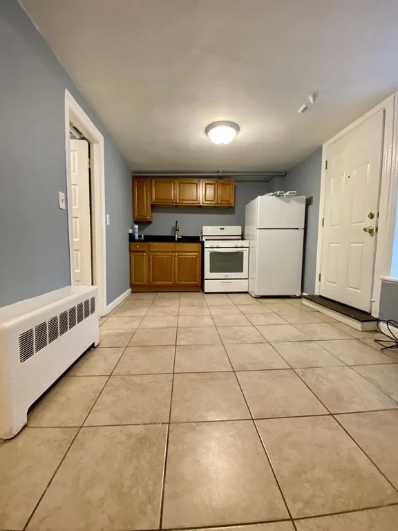 Studio bed, 1 bath apartment for rent at 763 Broadway Unit 1, Chelsea — photo 6 of 8
