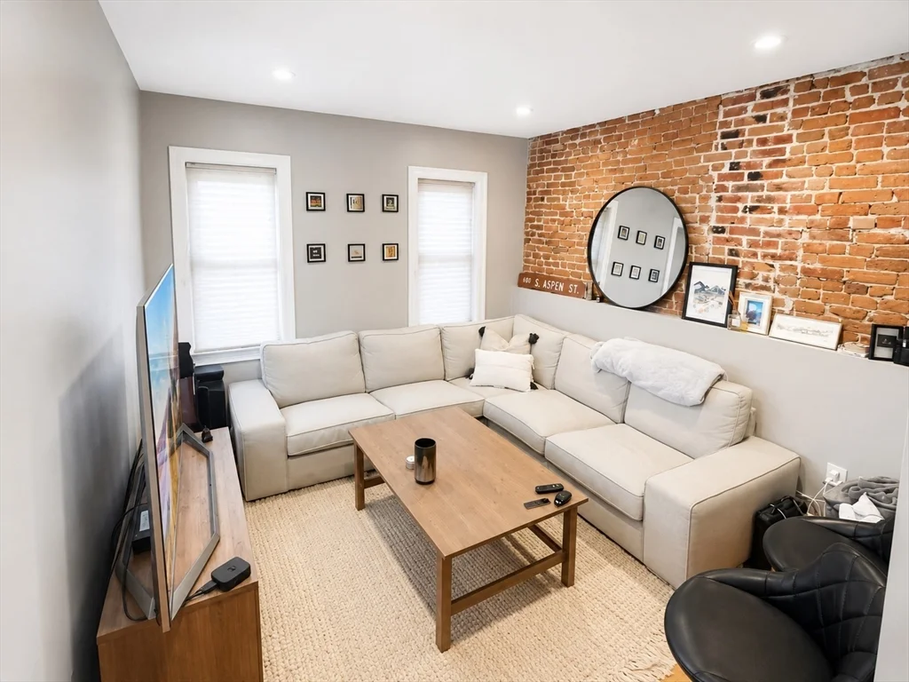 2 bed, 1 bath apartment for rent at 764 E 6th St Unit 1, South Boston — photo 2 of 11