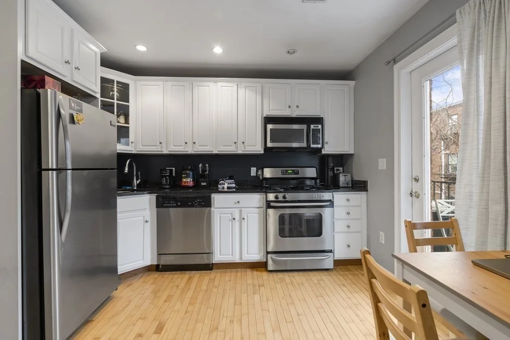 1 bed, 1 bath apartment for rent at 764 East 6th Unit 2, South Boston — photo 6 of 11