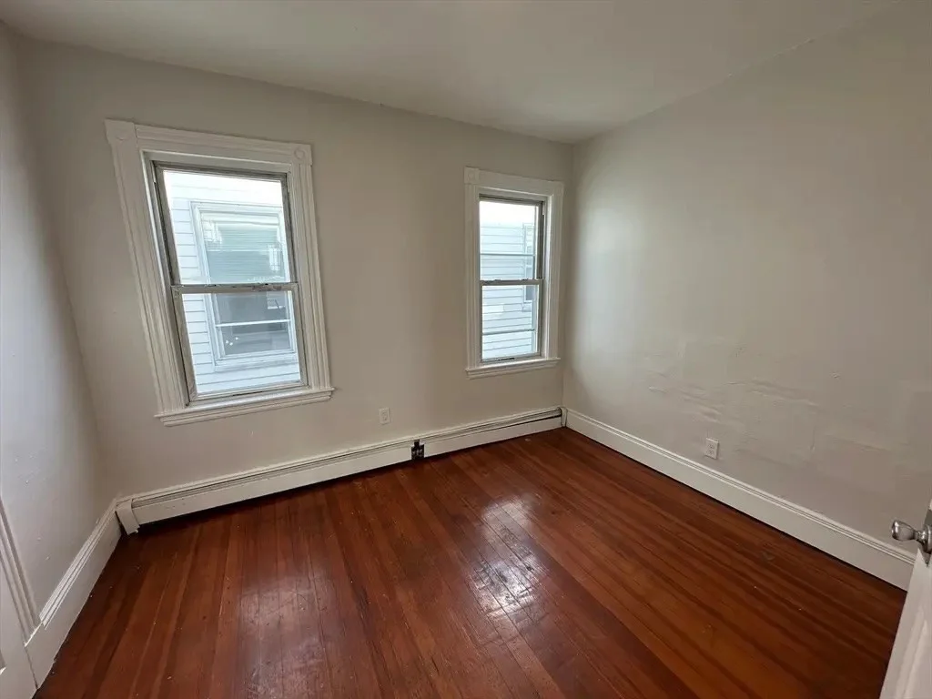 2 bed, 1 bath apartment for rent at 765 Broadway Unit 10, Everett — photo 10 of 11