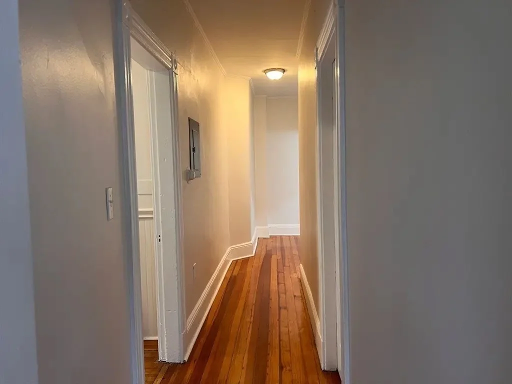 2 bed, 1 bath apartment for rent at 765 Broadway Unit 10, Everett — photo 5 of 11