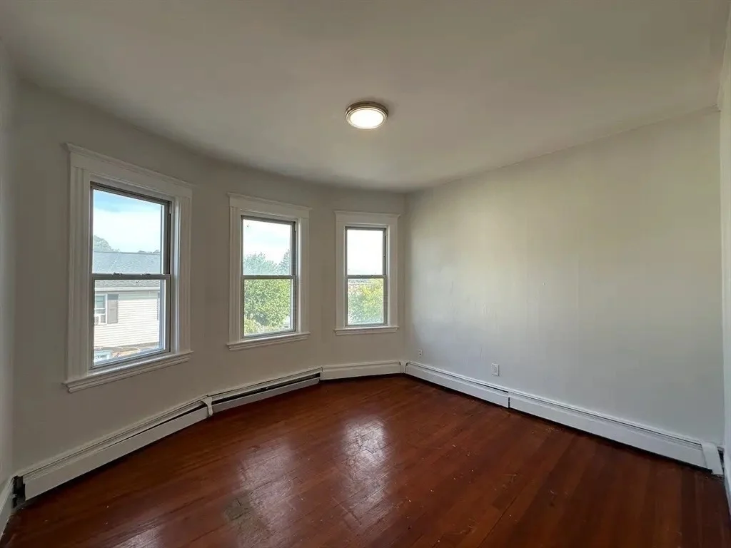 2 bed, 1 bath apartment for rent at 765 Broadway Unit 10, Everett — photo 6 of 11