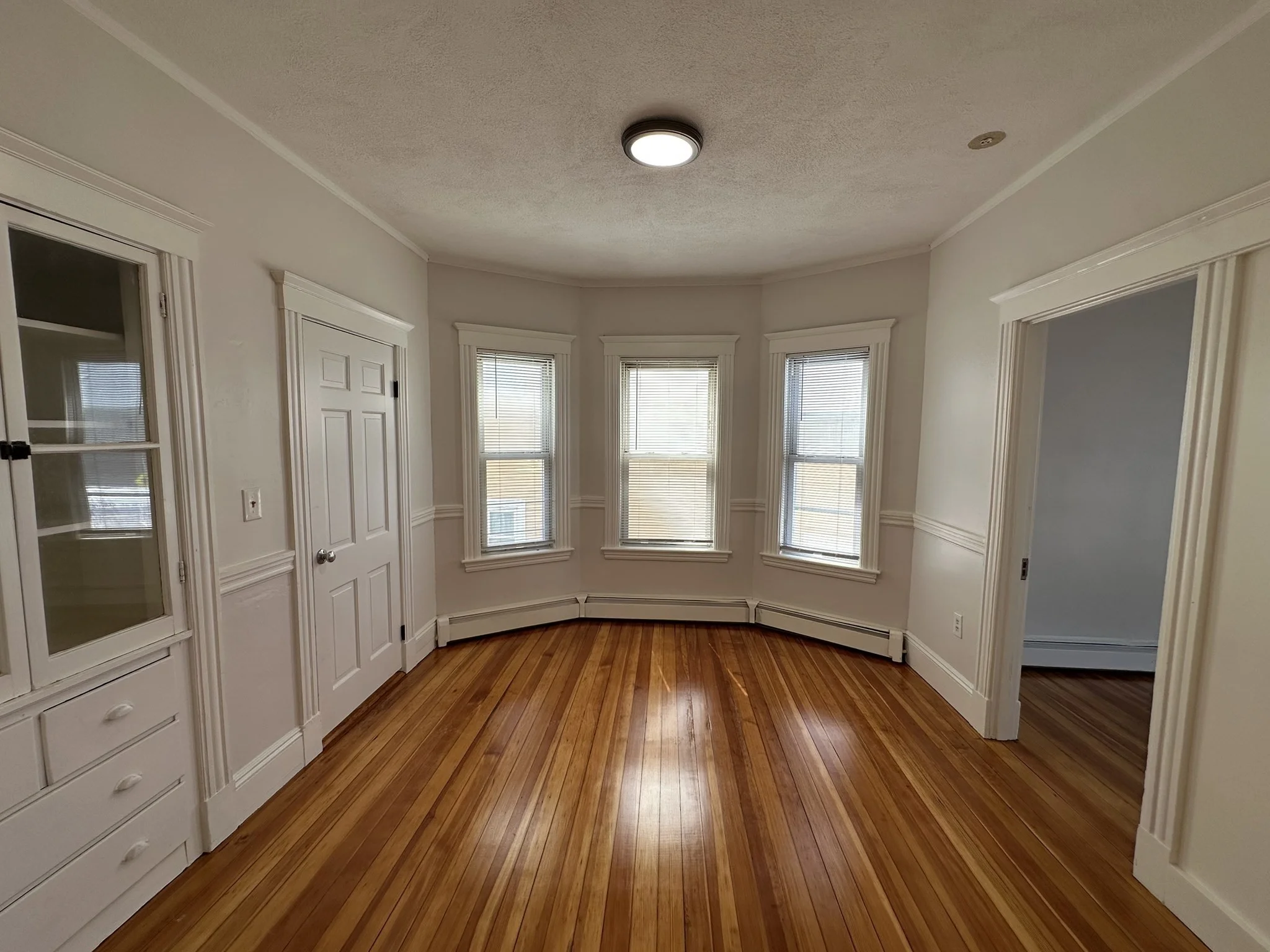 2 bed, 1 bath apartment for rent at 765 Broadway Unit 4, Everett — photo 5 of 12