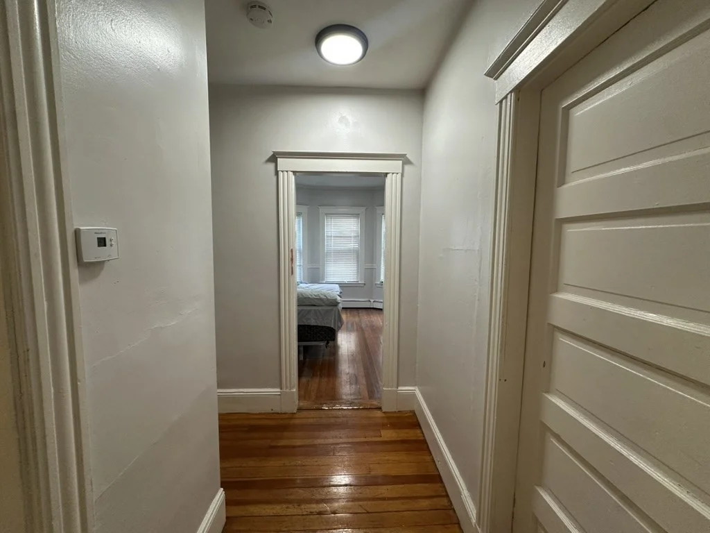 2 bed, 1 bath apartment for rent at 765 Broadway Unit 4, Everett — photo 5 of 13