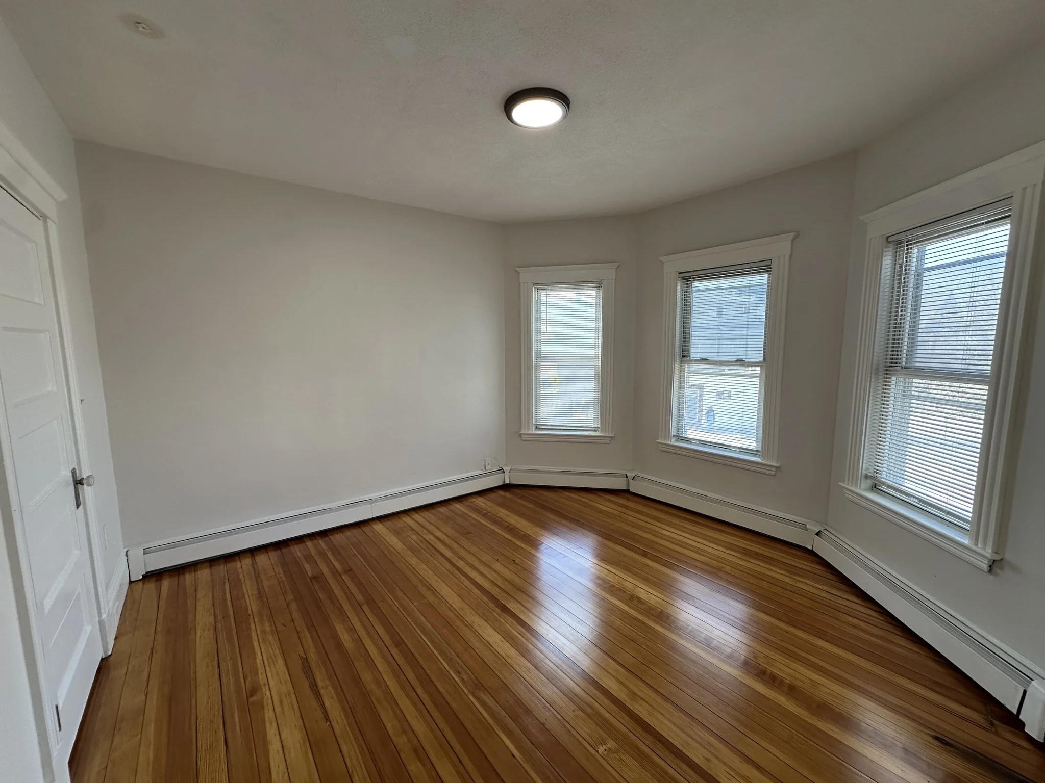 2 bed, 1 bath apartment for rent at 765 Broadway Unit 4, Everett — photo 11 of 12