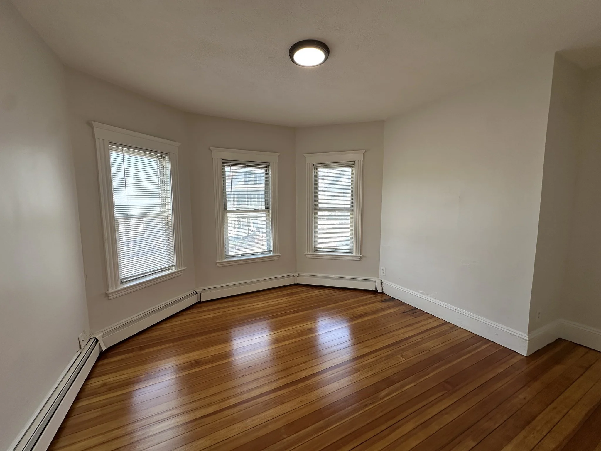 2 bed, 1 bath apartment for rent at 765 Broadway Unit 4, Everett — photo 9 of 12