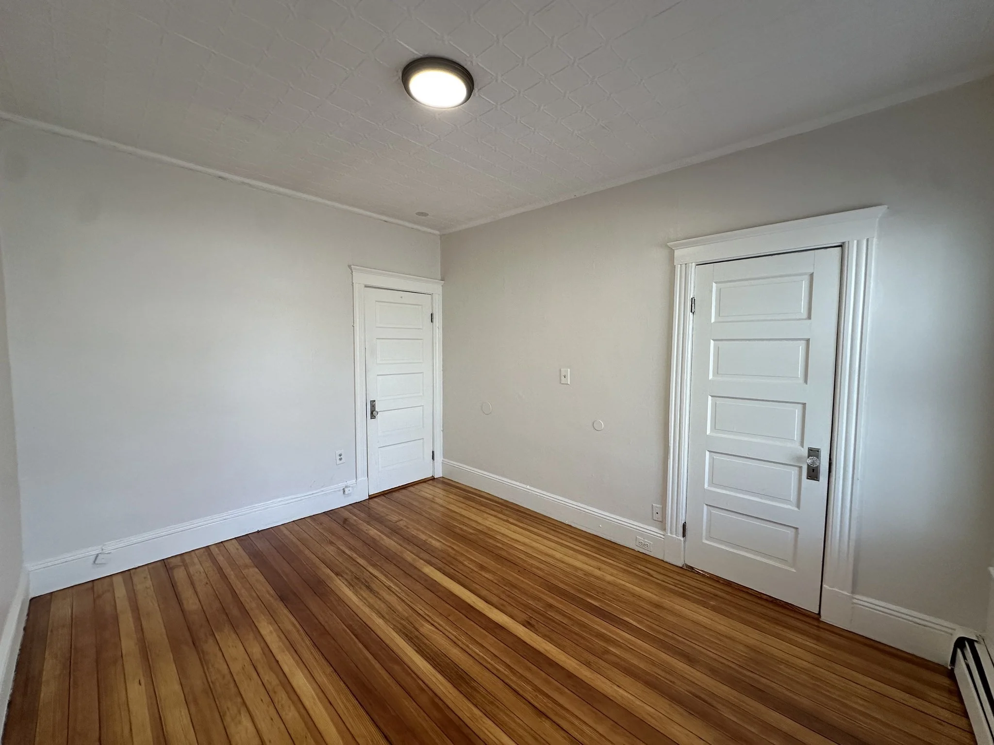 2 bed, 1 bath apartment for rent at 765 Broadway Unit 4, Everett — photo 3 of 12