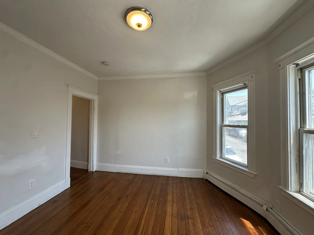 2 bed, 1 bath apartment for rent at 765 Broadway Unit 6, Everett — photo 5 of 12