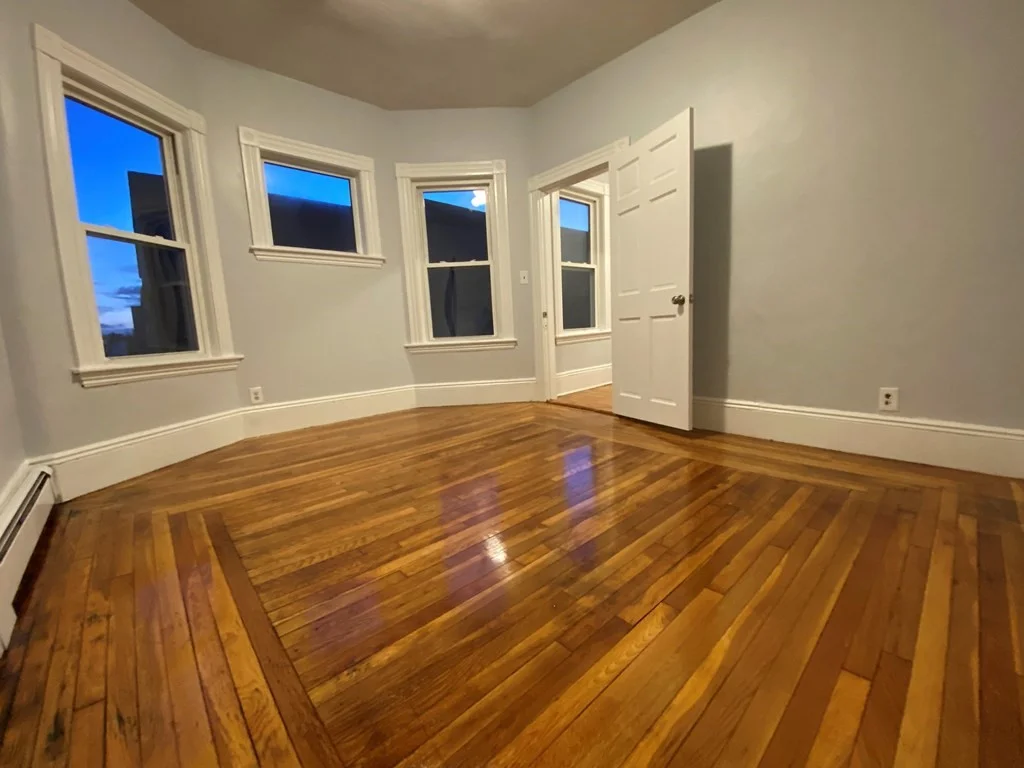 1 bed, 1 bath apartment for rent at 765 Broadway Unit 7, Bellingham Square — photo 2 of 7
