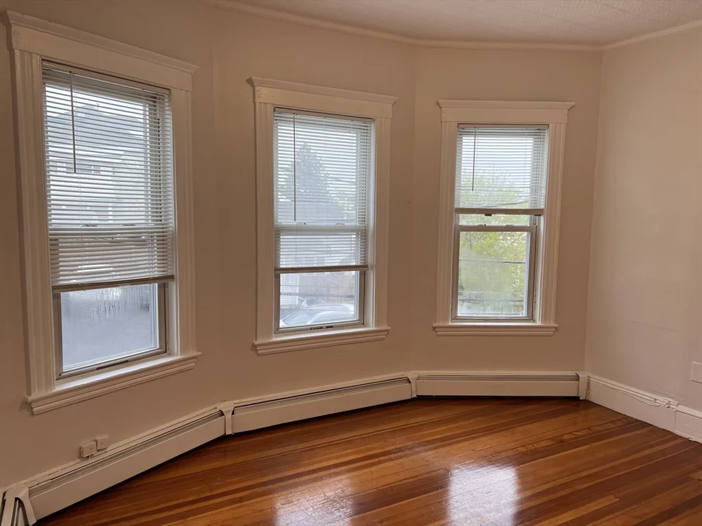 2 bed, 1 bath apartment for rent at 765 Broadway Unit 7, Everett — photo 1 of 11