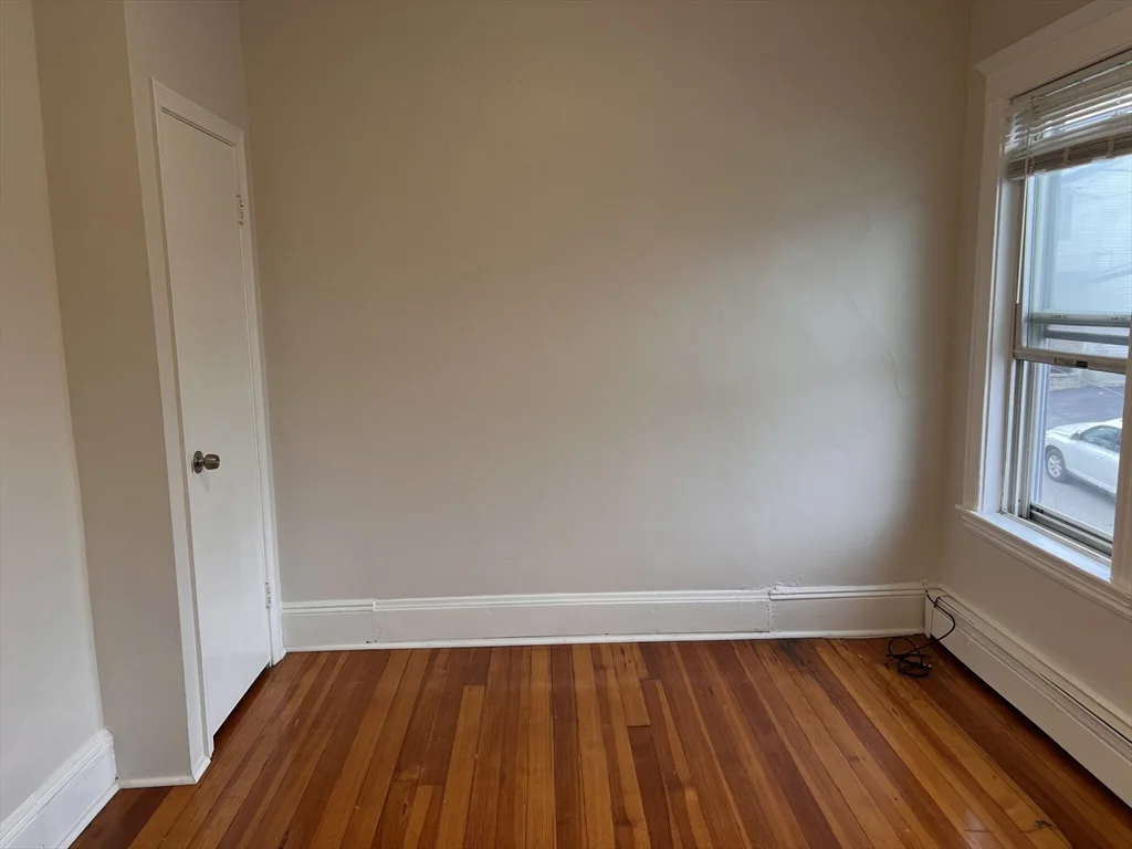 2 bed, 1 bath apartment for rent at 765 Broadway Unit 7, Everett — photo 3 of 11