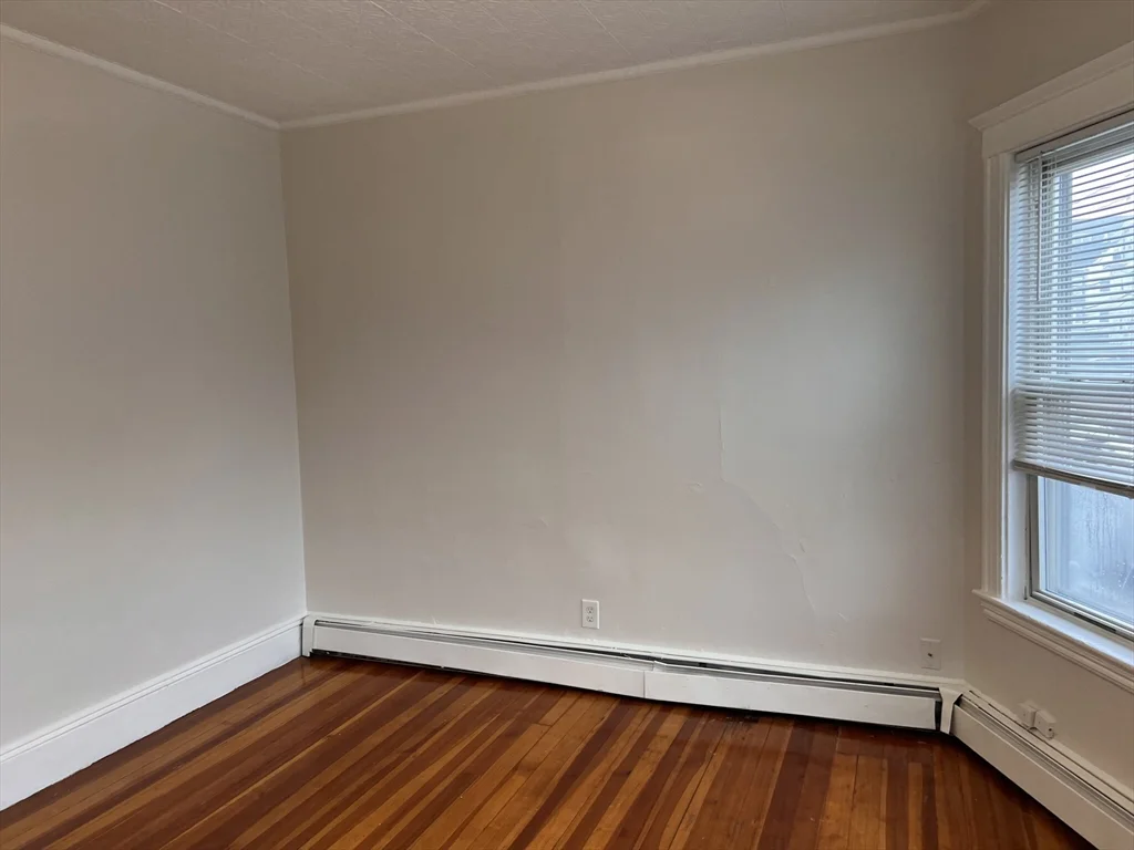 2 bed, 1 bath apartment for rent at 765 Broadway Unit 7, Everett — photo 2 of 11