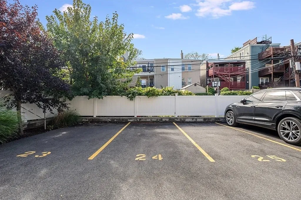 2 bed, 2 bath apartment for rent at 765 East 3rd St Unit 201, South Boston — photo 10 of 10