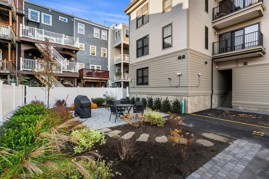 2 bed, 2 bath apartment for rent at 765 East 3rd St Unit 303, South Boston — photo 28 of 31