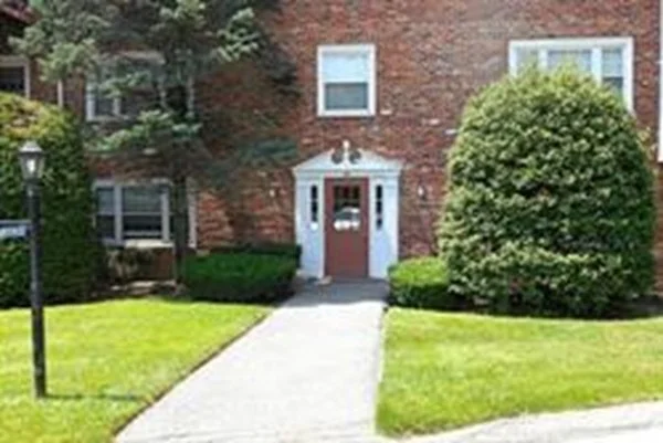 2 bed, 1 bath apartment for rent at 766 Willard St Unit A2, Quincy