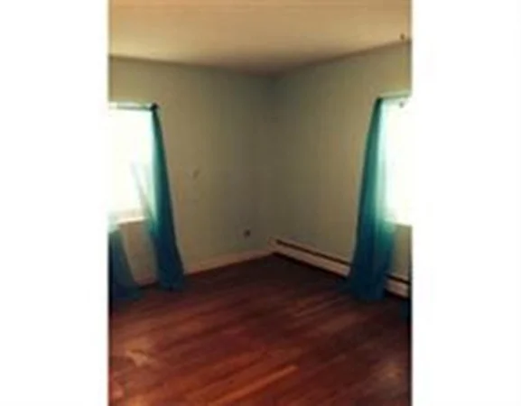2 bed, 1 bath apartment for rent at 766 Willard St Unit A2, Quincy — photo 4 of 7