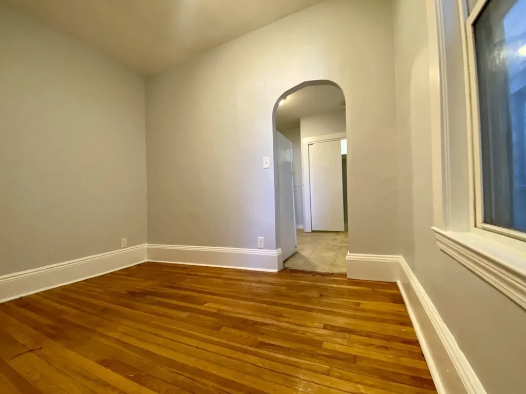 1 bed, 1 bath apartment for rent at 767 Broadway Unit 4, Bellingham Square — photo 3 of 6