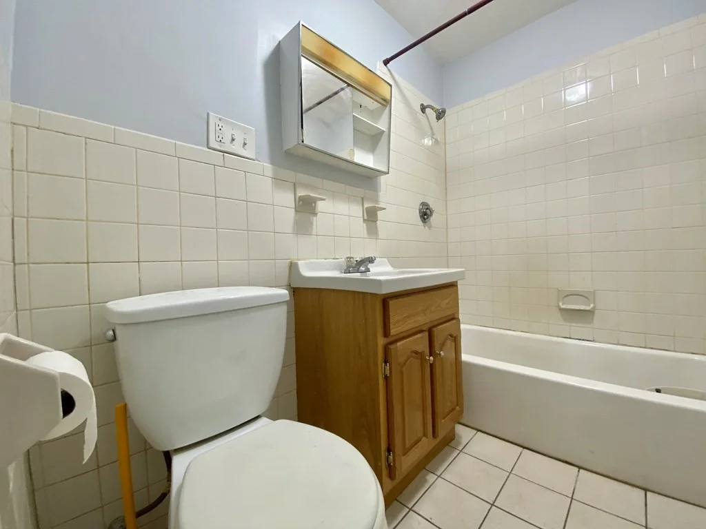 1 bed, 1 bath apartment for rent at 767 Broadway Unit 4, Bellingham Square — photo 6 of 6
